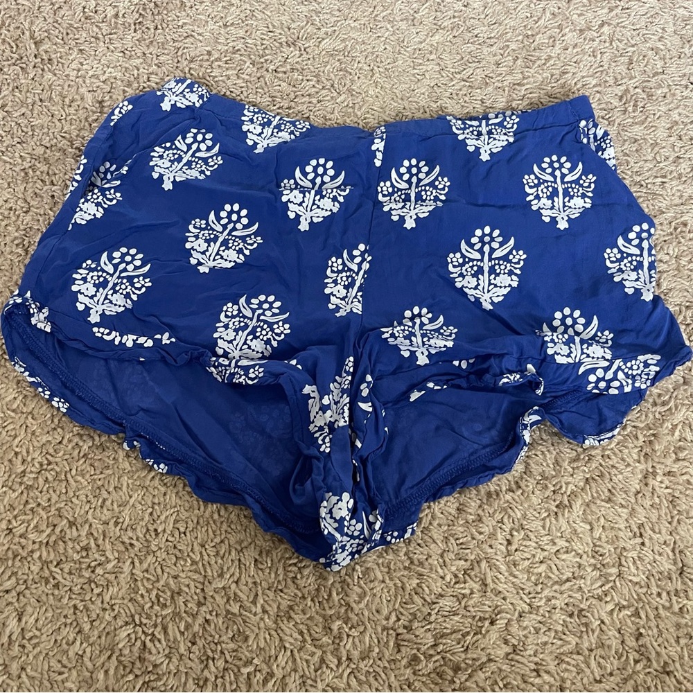 Ava Sky Blue and White Floral Shorts